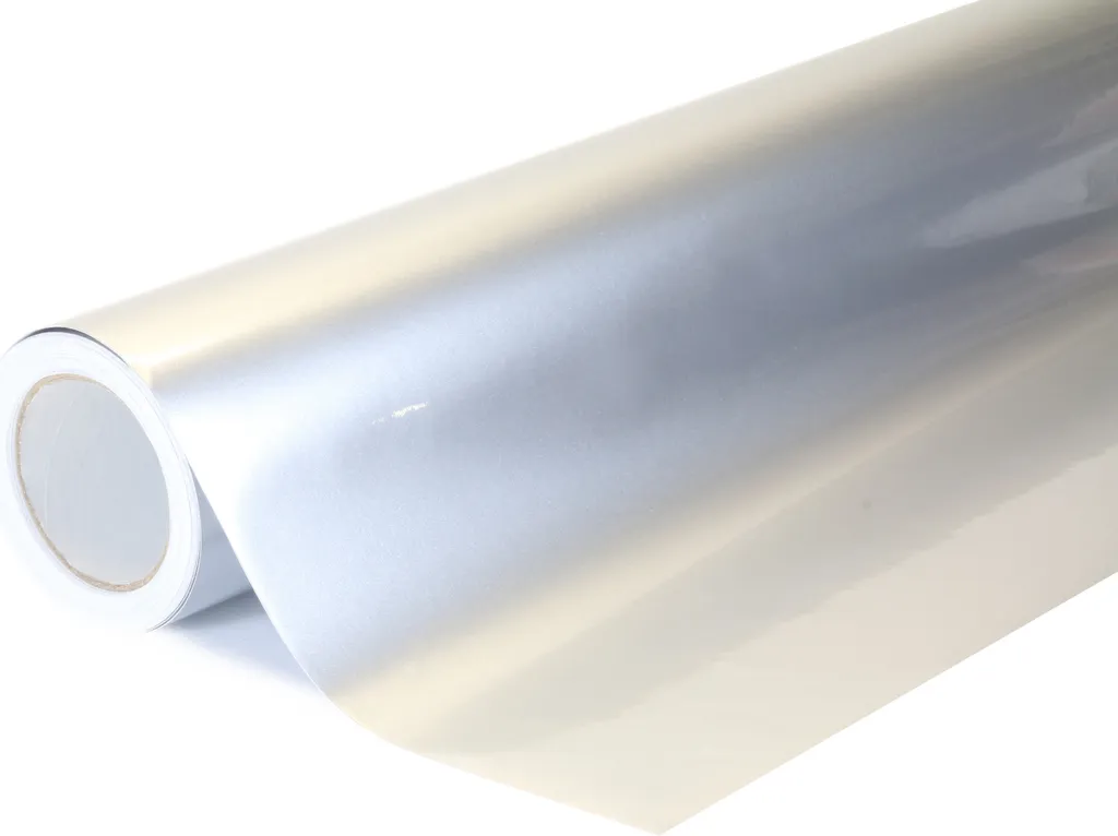 Film Wrap Argent Métallique Brillant 152x300cm pour Auto et Déco