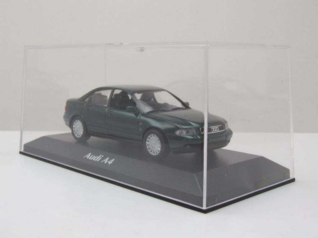 Maxichamps 940015001 Audi A4 1995 grün metallic 1:43 Produktbild 8