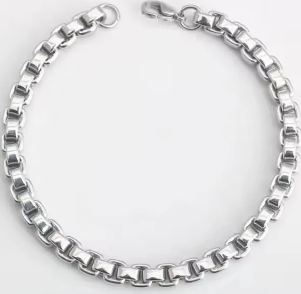 Regalo Uomo: Bracciale Deryll in Argento 925 Stile Distintivo