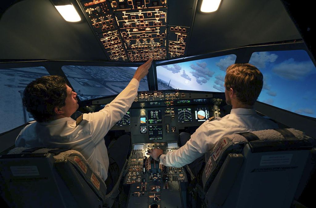 mydays 3D und 4D Flugsimulator VR in Frankfurt am Main; Erlebnis verschenken oder selbst erleben; Gutschein für 1 Person(en)