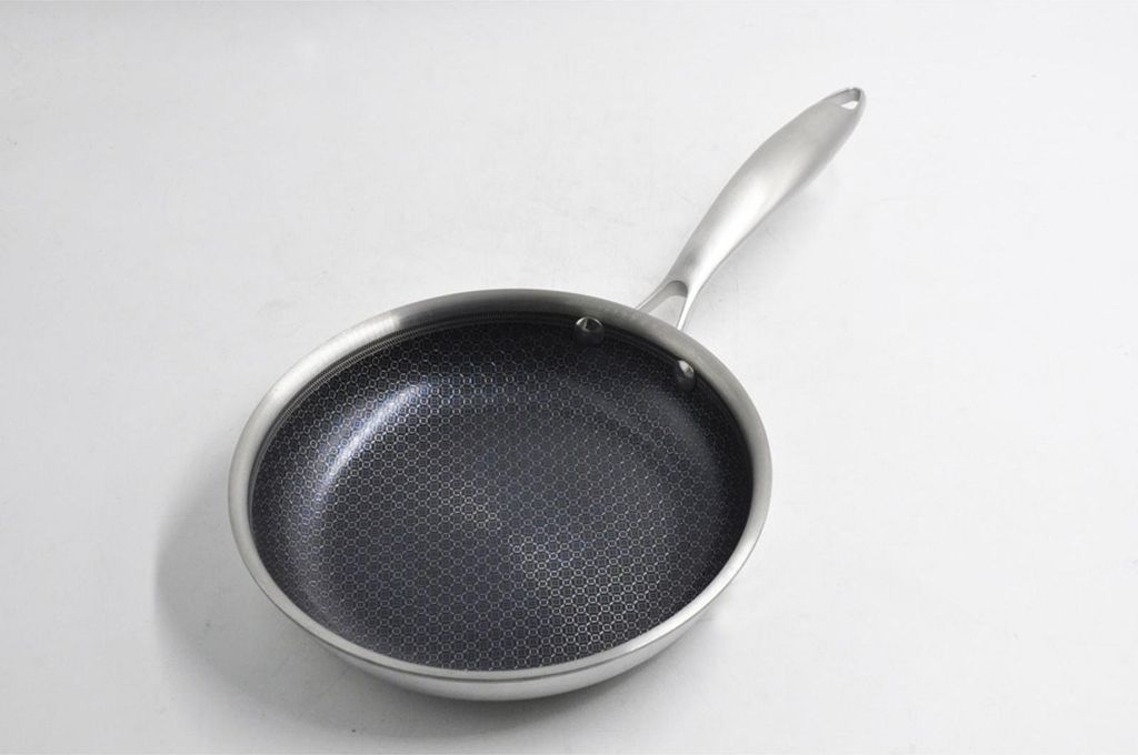 EDS Edelstahlpfanne PARMA 20 cm mit Wabenboden – hochwertige Bratpfanne für alle Herdarten inkl. Induktion, langlebig, hitzebeständig und ideal...