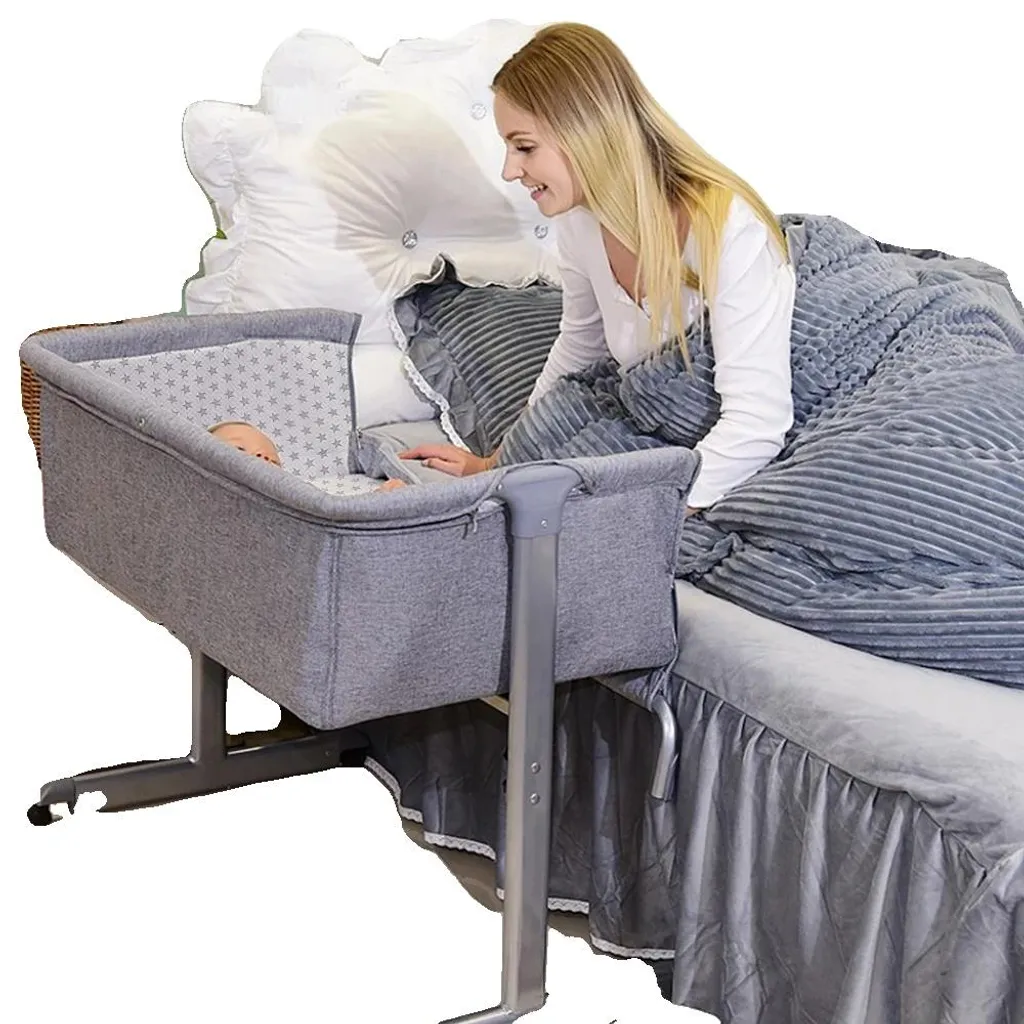 Lit bébé à barreaux gris et protection modulable en tissu mesh aéré 120cm