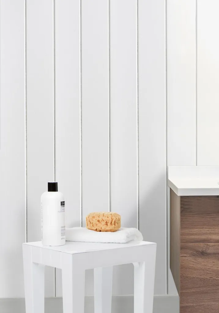 Tabouret bas blanc Lombok pour optimiser les petits espaces