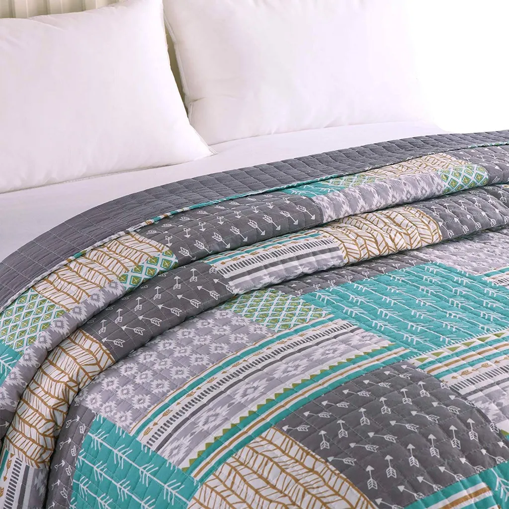 Couvre-lit patchwork Rootz résistant et lavable pour une chambre chic - 5
