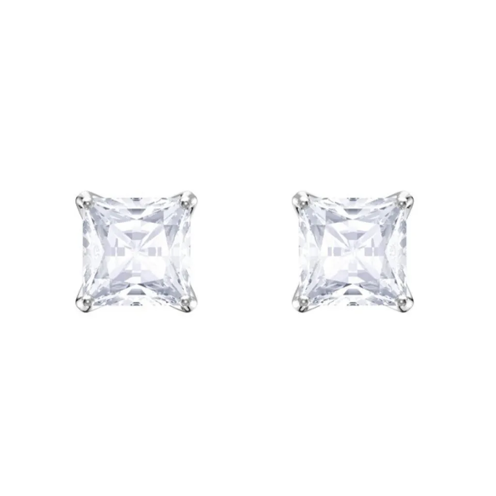 Boucles Swarovski Attract : finissez-en avec les bijoux qui ternissent