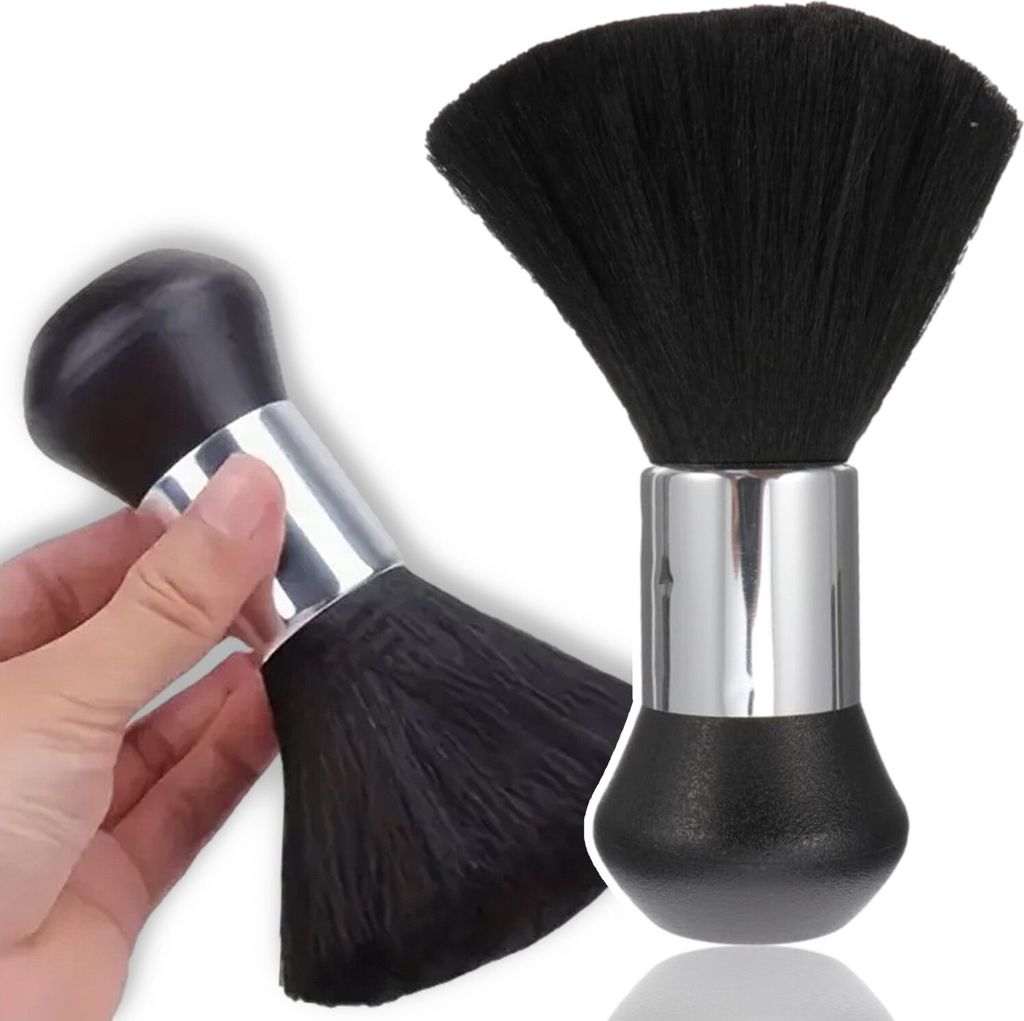 Barbierbürste Zum Entfernen Von Haaren Aus Der Haut, Die Den Nacken Durchstreifen