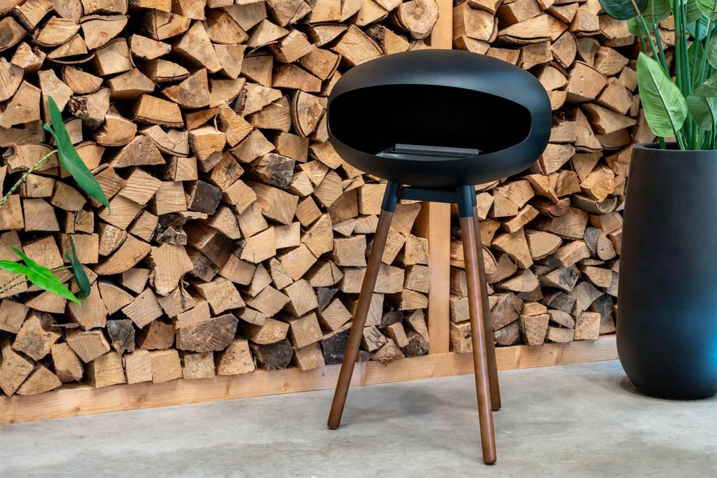 -Ethanol Kamin auf Stativ – Walnussoptik – La Fuego Standkamin