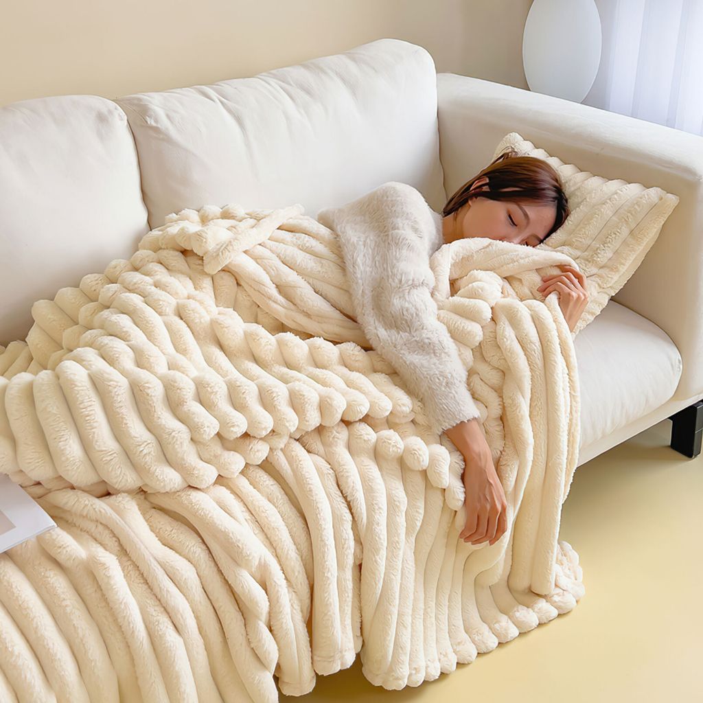 Kuscheldecke 150x200 cm - Warme Flausige Bettüberwurf Decke Produktbild 6