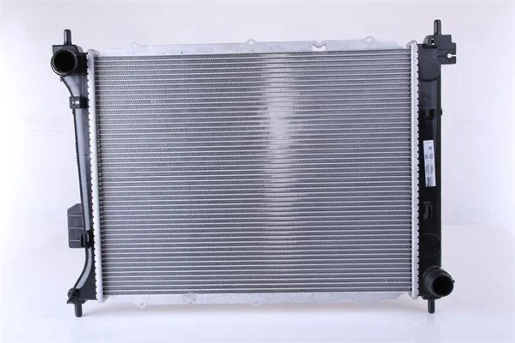 Évitez la Surchauffe avec le Radiateur Moteur i20 NISSENS OE 253101J200