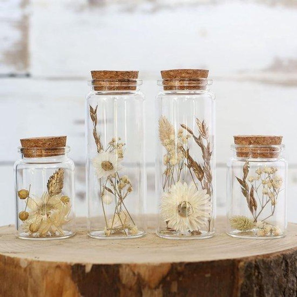 Trockenblumen Dekoration in 4 Glas mit Kork Natur