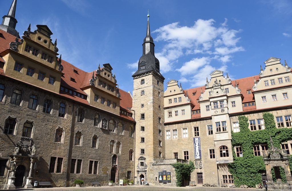 hansepuzzle 63518 - Merseburger Schloss Puzzle, 500 Teile, Gebäude, 46,0 x 30,0cm mit hochwertiger Aufbewahrung, Kartonbox & Beutel