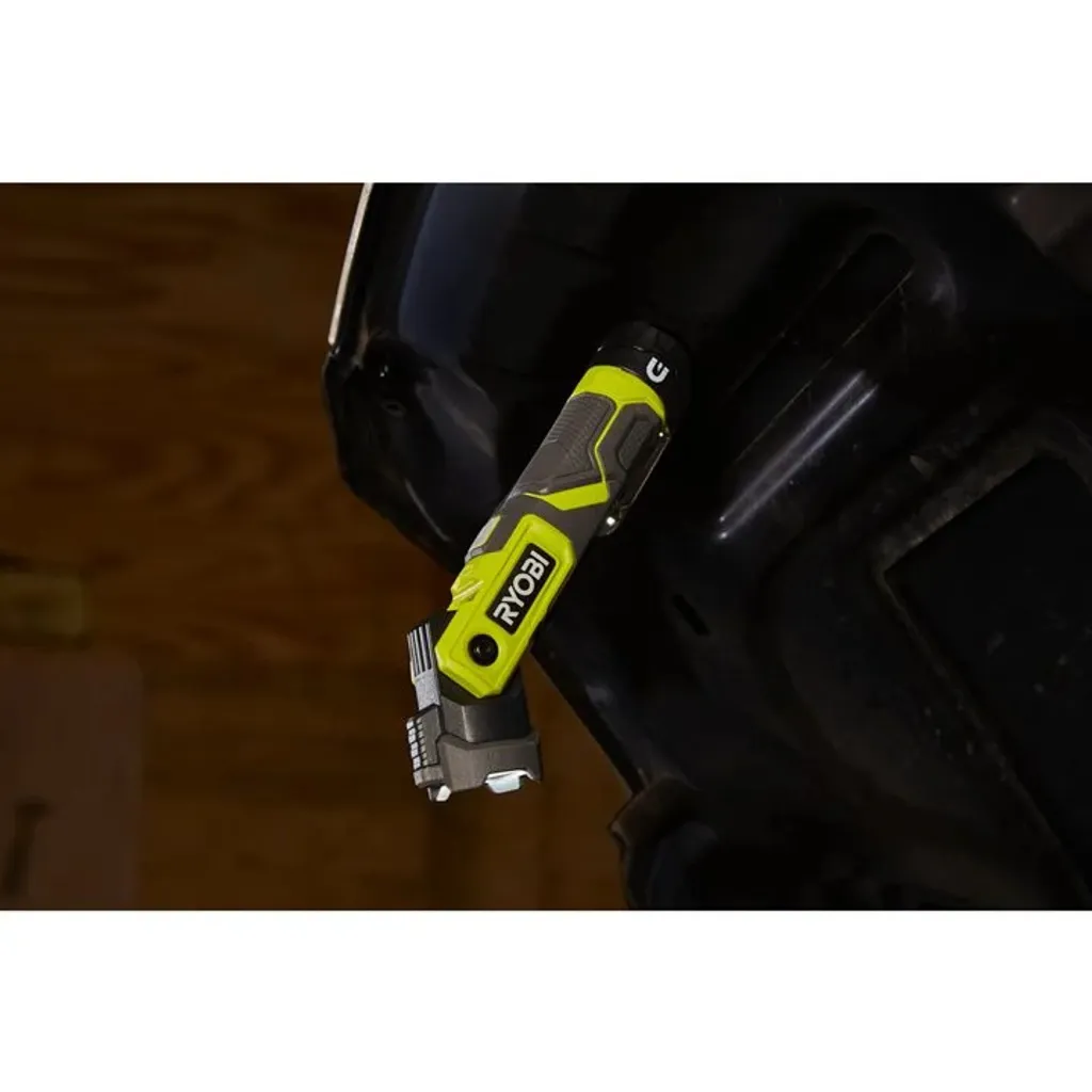 Lampe torche LED Ryobi RLP4-120G 4V portable avec recharge USB Lithium