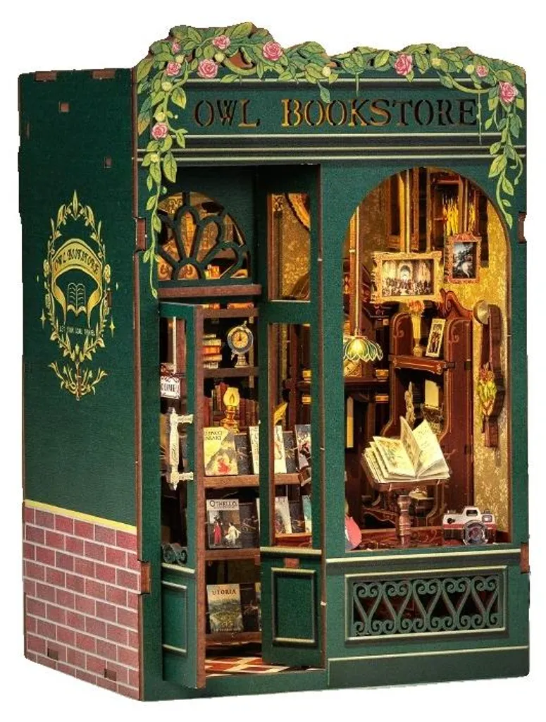 Sublimez vos étagères : Book Nook DIY pour bibliothèque sombre et vide