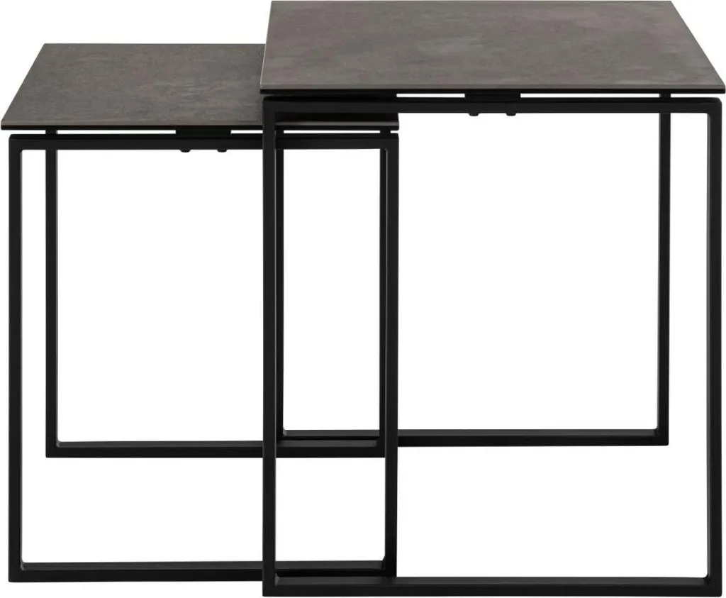 Table basse Katrine noire idéale pour petit salon ou intérieur moderne