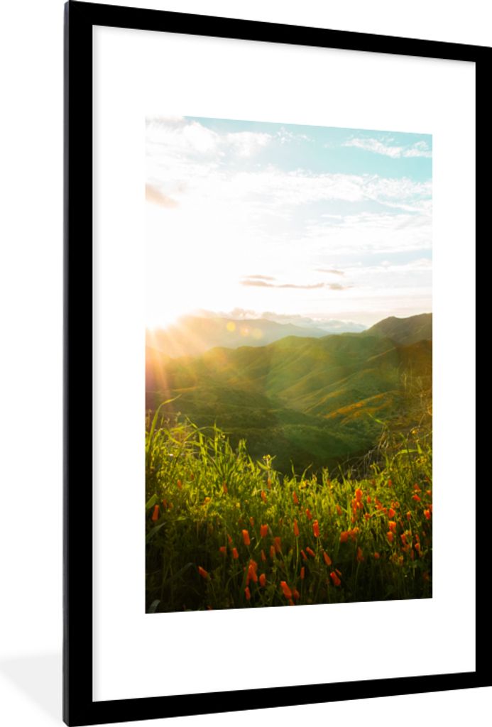 MuchoWow Gerahmtes Poster Hügel - Sonnenuntergang - Gras - Grün 60x90 cm - Poster mit Schwarzem Bilderrahmen Wandposter Rahmen Foto Bilder - De...