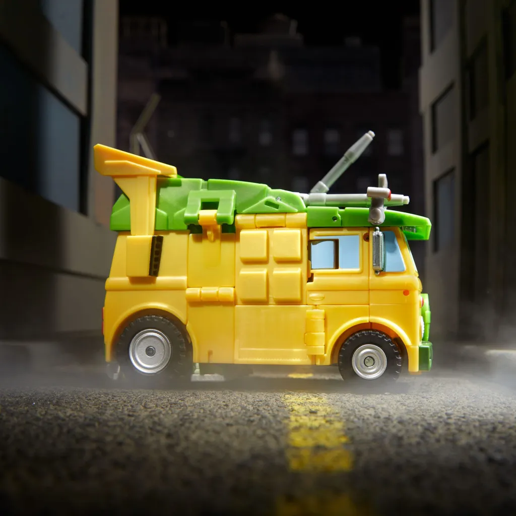 Robot Transformable Party Wallop Tortues Ninja et Transformers 24cm - 24