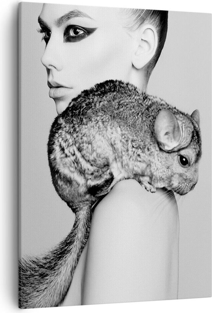 Bild auf Leinwand - Leinwandbild - Einteilig - Chinchilla Frau Porträt - 50x70cm - Wand Bild - Wanddeko - Wandbilder - Leinwanddruck - Wanddekorat...
