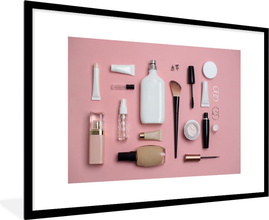 MuchoWow MuchoWow Gerahmtes Poster Make-up für Ihr Gesicht 90x60 cm - Poster mit zchwarzem Bilderrahmen - Wanddekoration - Fotos