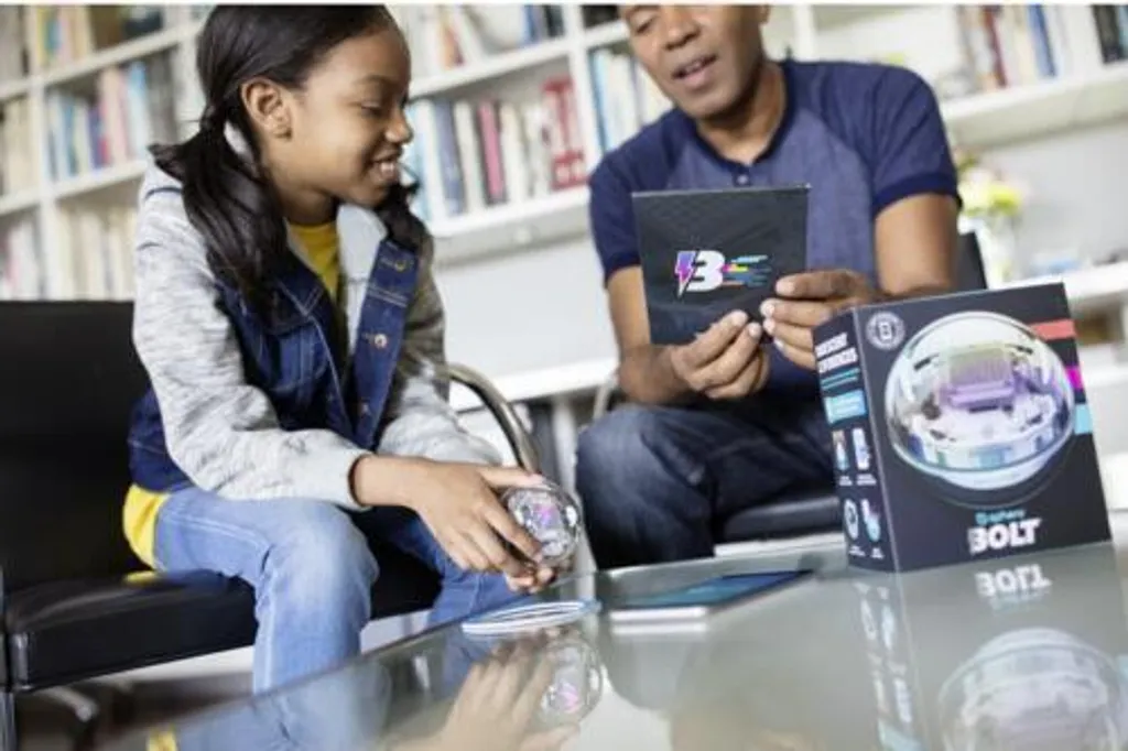 Sphero BOLT Robot Éducatif Programmable - Balle Robotique Transparente - 18