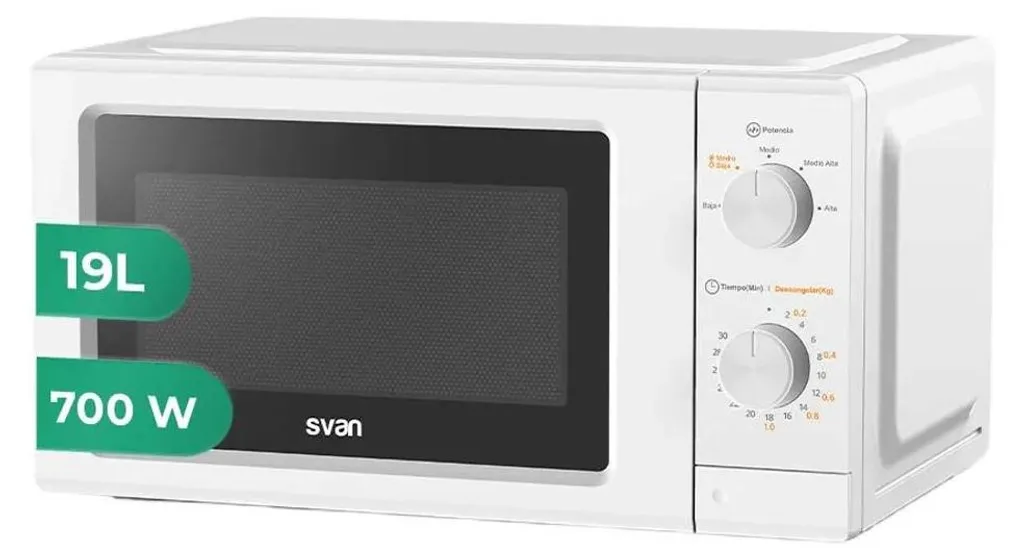 Four micro-ondes blanc 19 litres Svan SMW19700 compact et performant