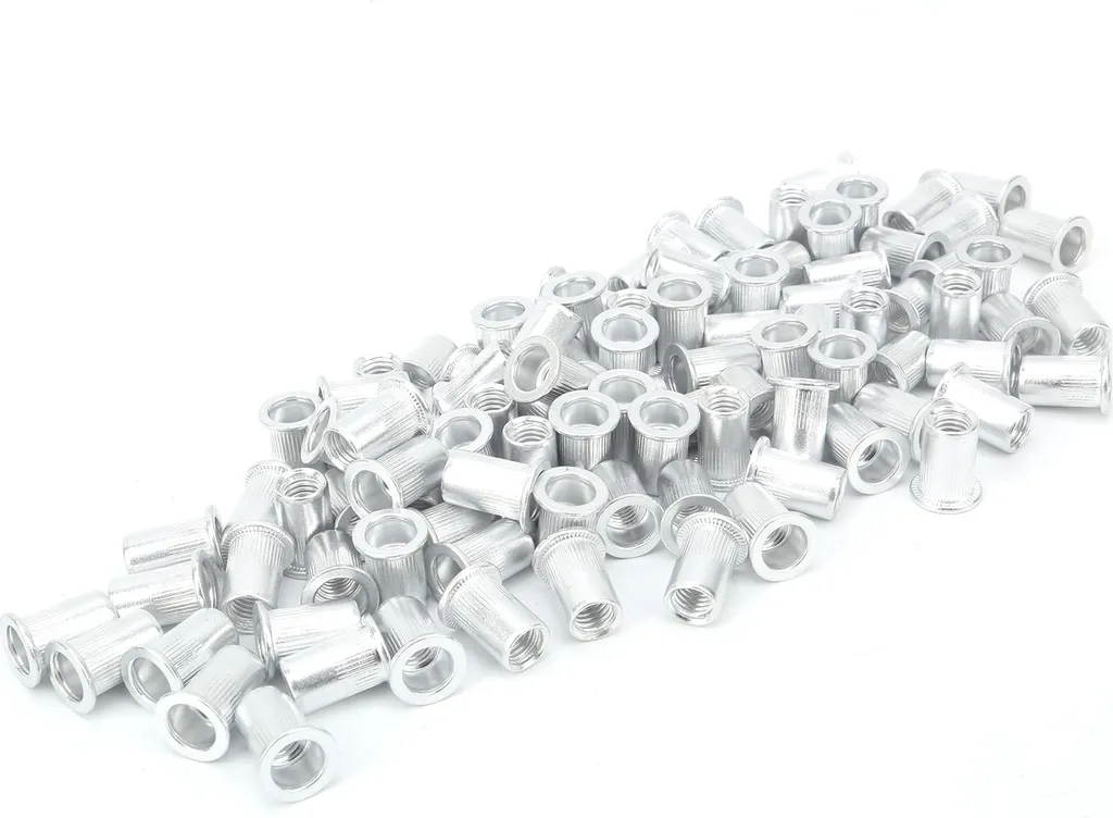 Dadi Rivettati Alluminio Testa Piatta: Il Segreto per Fissaggi Perfetti