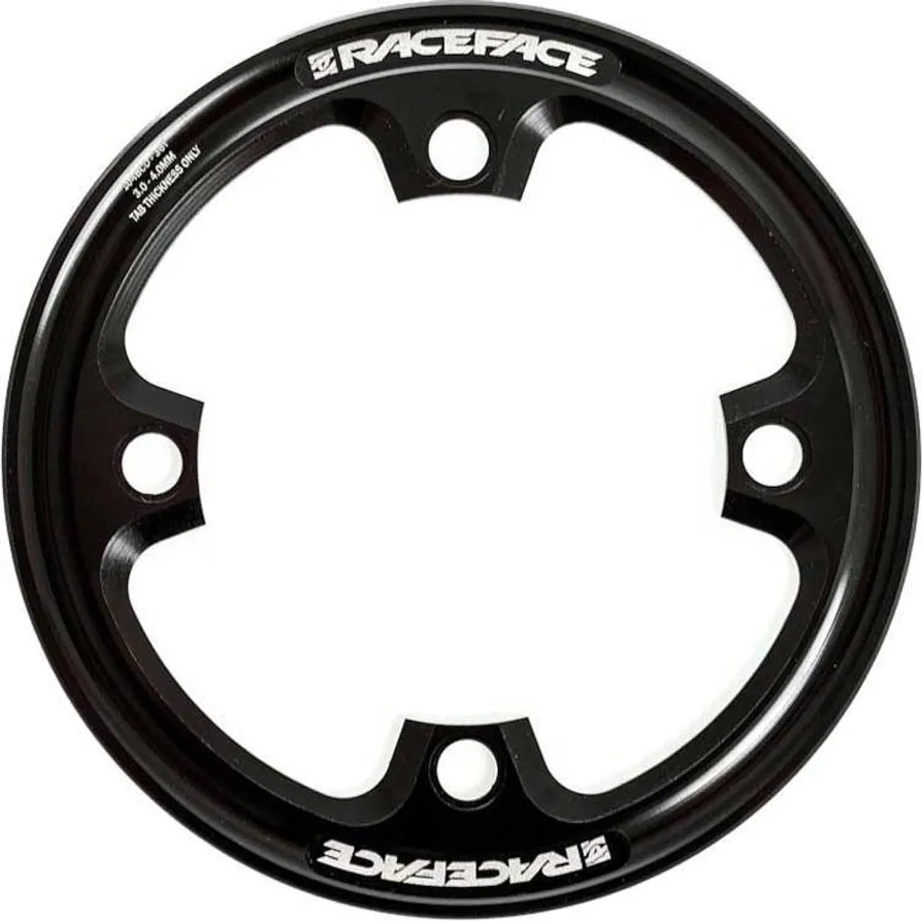 Protection Plateau 104 BCD Race Face Argent 40T contre les Chocs