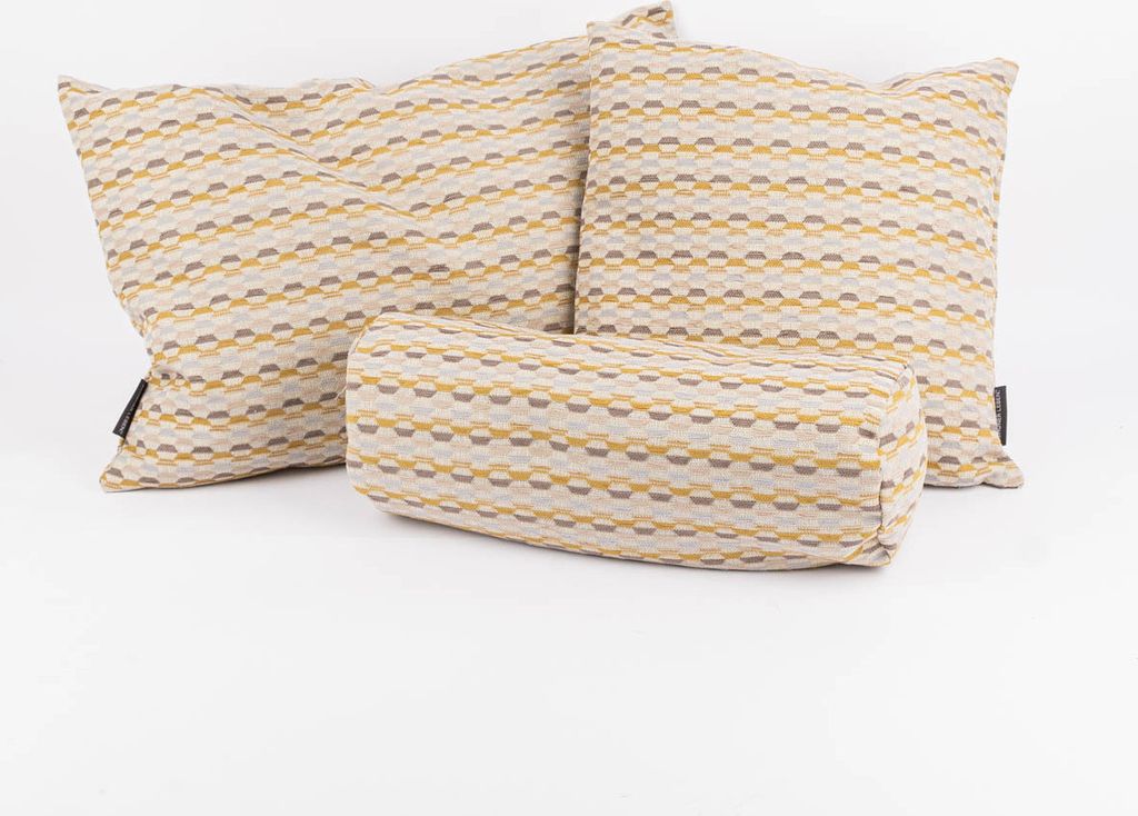 Kissenhülle Mira Hexagon beige gelb in div. Größen von SCHÖNER LEBEN. Größe 30x50cm (HxB) 30x50cm (HxB) Größe