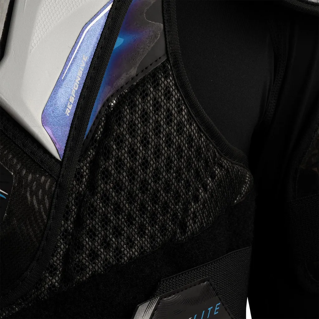 Epaulière Bauer Vapor FLYLITE Junior M flexibilité et sécurité
