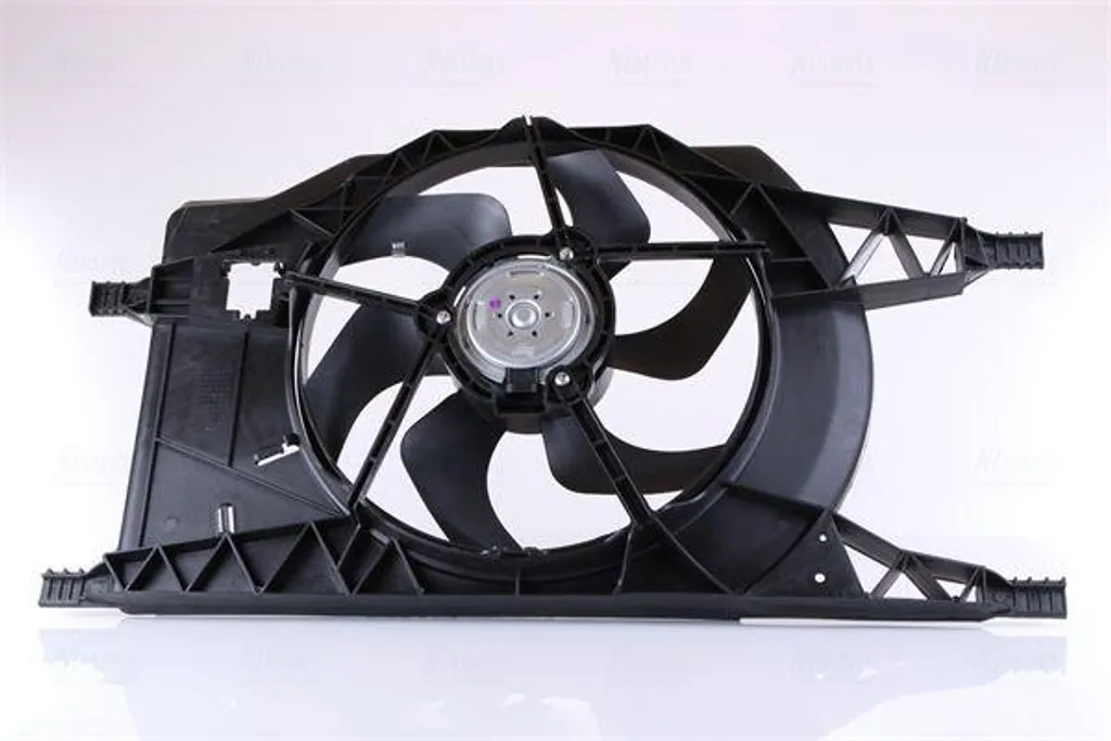 Évitez la surchauffe moteur avec le ventilateur radiateur OE 7701049657