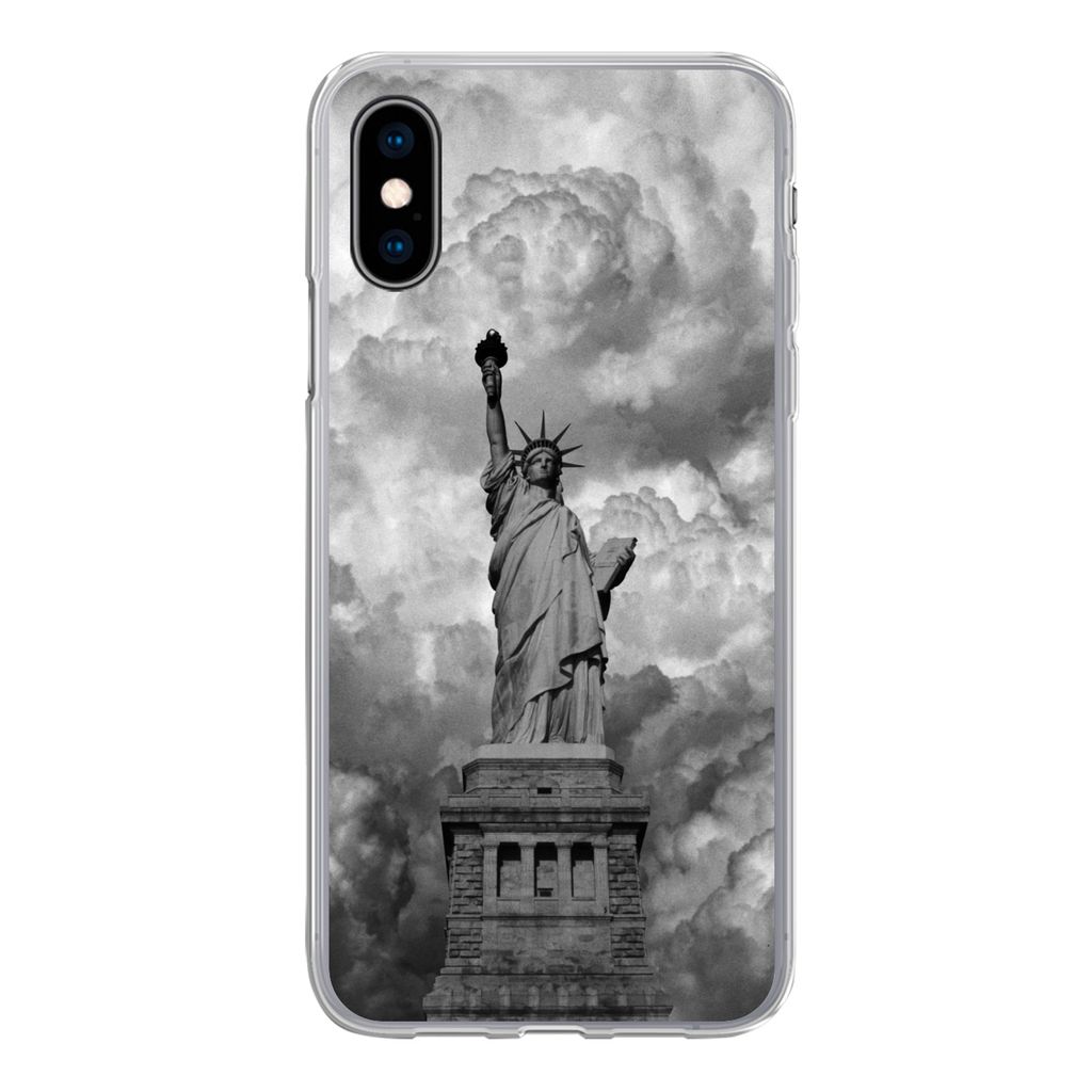 MuchoWow Handyhülle Schutzhülle Hülle für iPhone X Freiheitsstatue in New York an einem bewölkten Tag in schwarz-weiß Silikon Softcase Hand...
