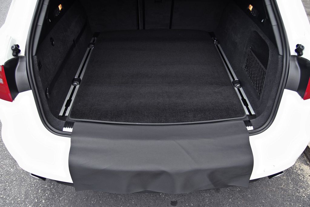 Universeller Ladekantenschutz und Kofferraummatte mit Kletttellern –  Autozubehör