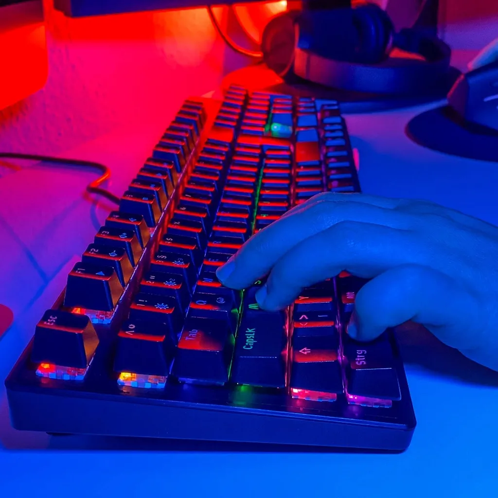 Clavier gaming LED haute performance pour setup de jeu PC mécanique - 11