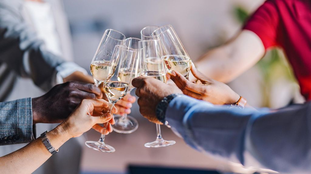 Jochen Schweizer Champagner- und Schaumwein Tasting Berlin; Erlebnis verschenken oder selbst erleben; Gutschein gültig für 1 Person Gruppengröß...