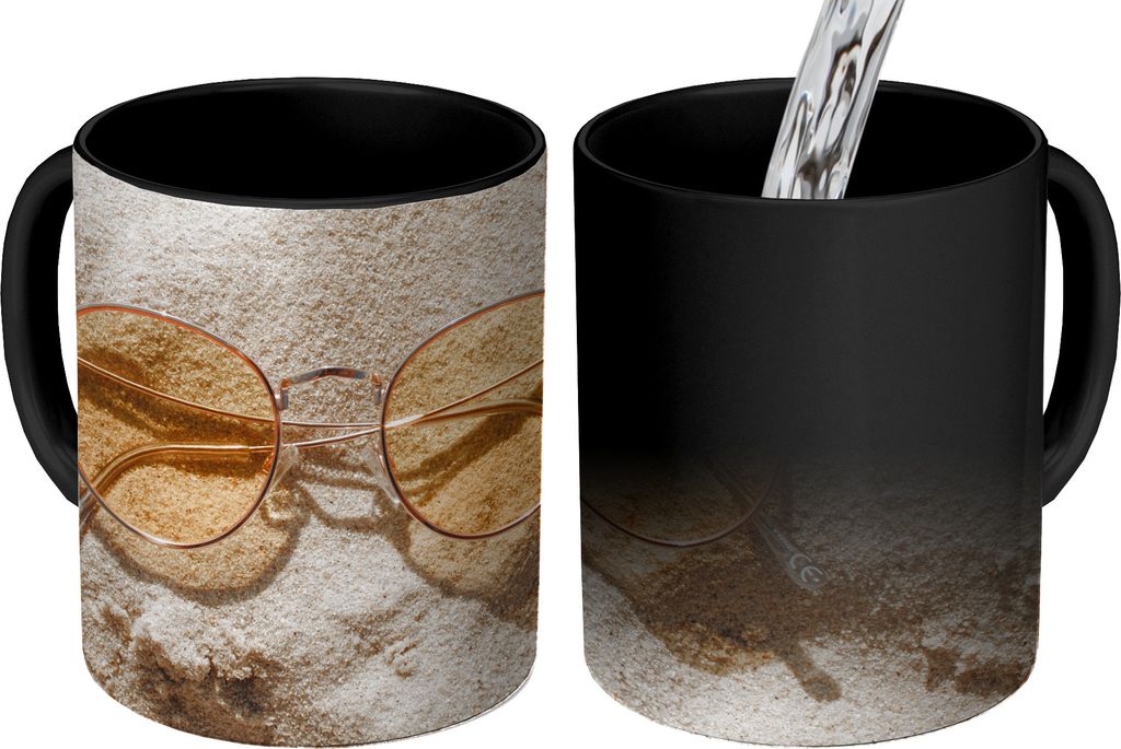 MuchoWow Zauber Tasse Zaubertasse Magic Sonnenbrille - Sand - Strand 350 ml Farbwechsel Becher Geschenk Geschenkidee - Magic-Tasse - Fototasse - ...