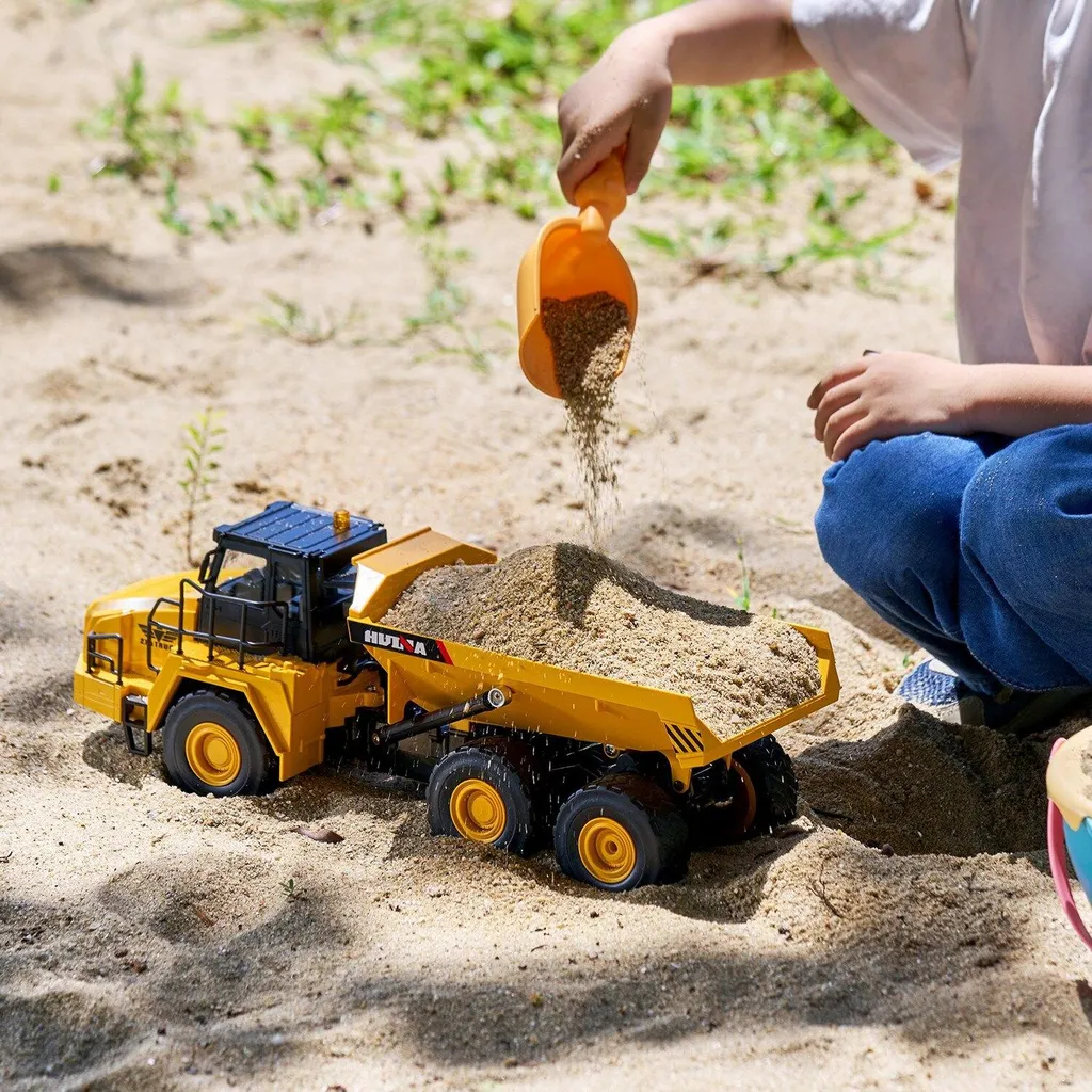 Camion benne télécommandé robuste : fini les jouets cassés au parc - 8