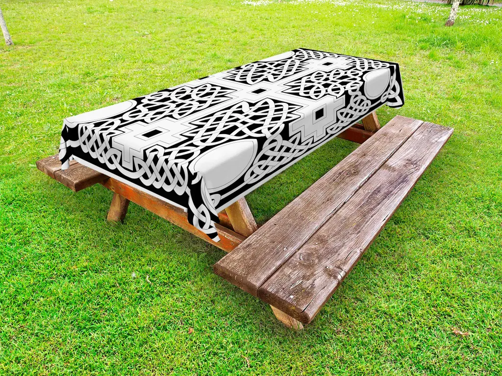 Tovaglia Celtica Nera e Bianca 145x210 cm Design Spirituale