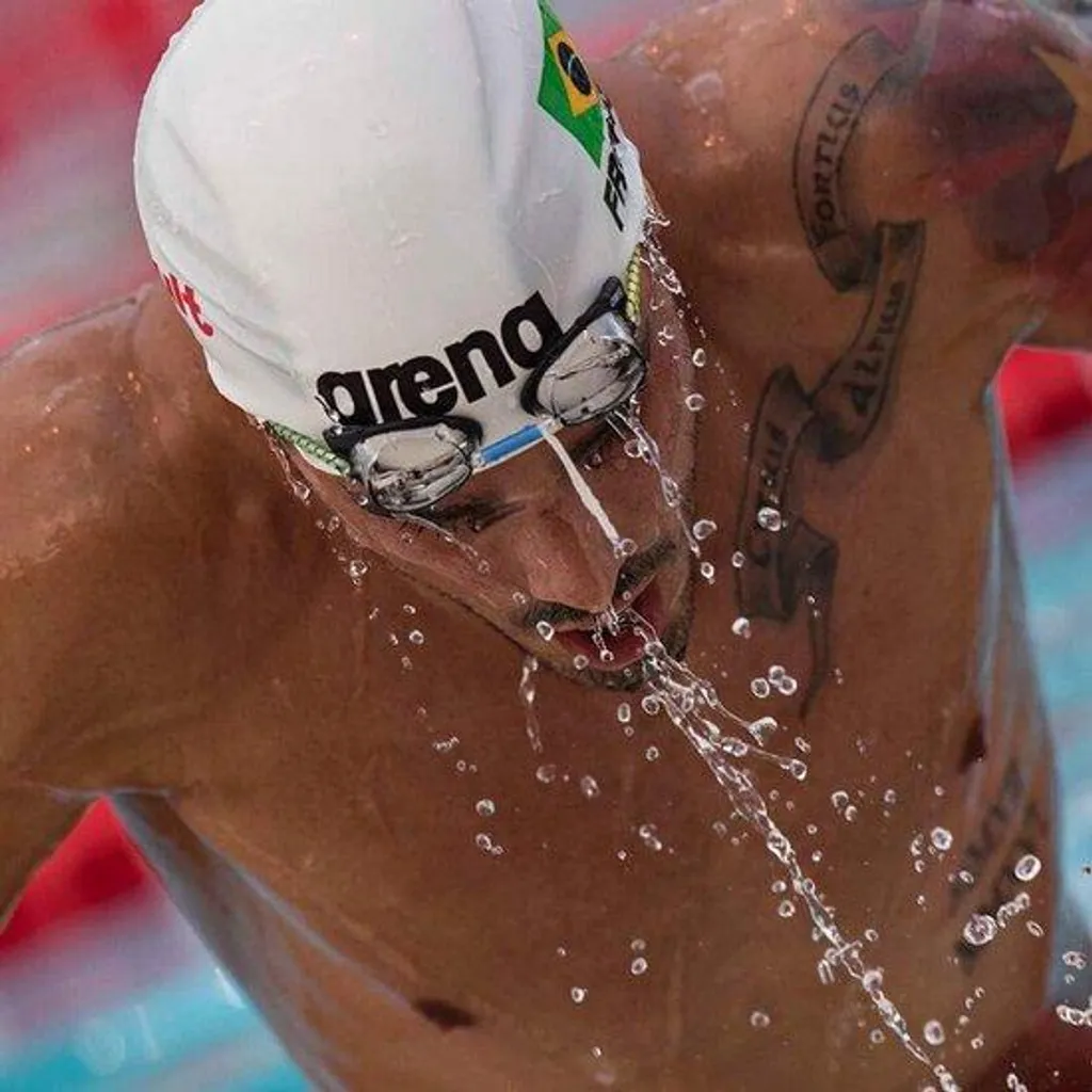 Lunettes de natation pour entraînement intensif, ultra légères et UV
