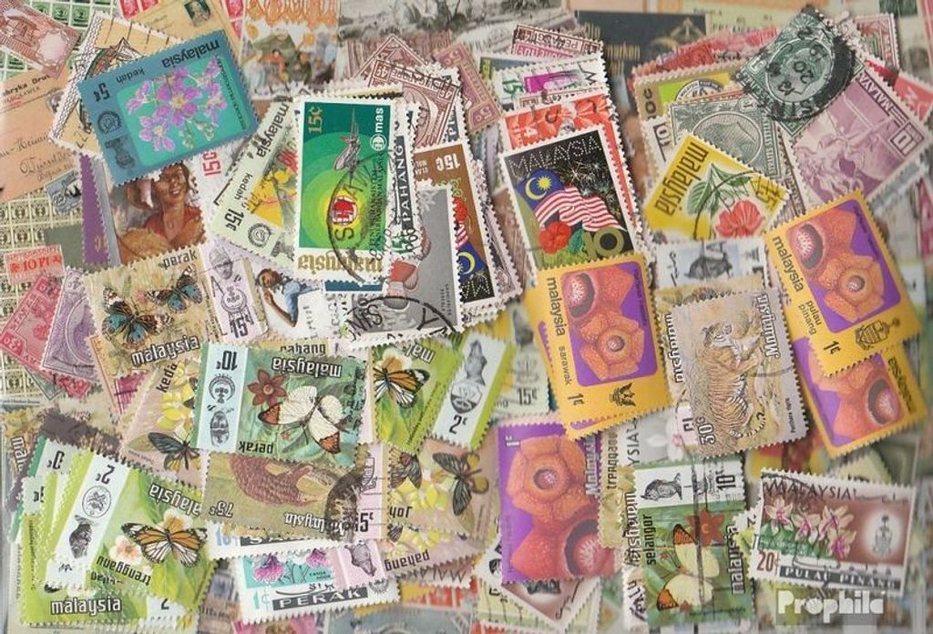 Briefmarken Malaysia 400 verschiedene Marken