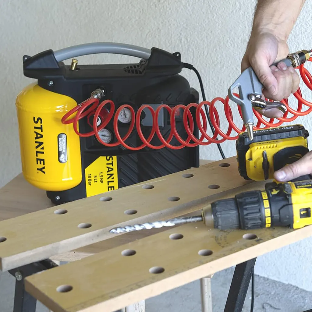 Compresseur sans huile Stanley 10 bar - Modèle DN 200/10/5 compact 5L - 13