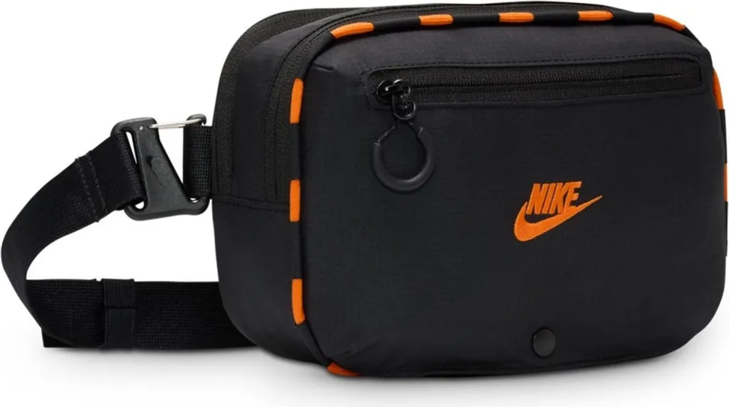 Nike Hayward Patrol HJ8229 | La Compagna di Viaggio Ideale 4L