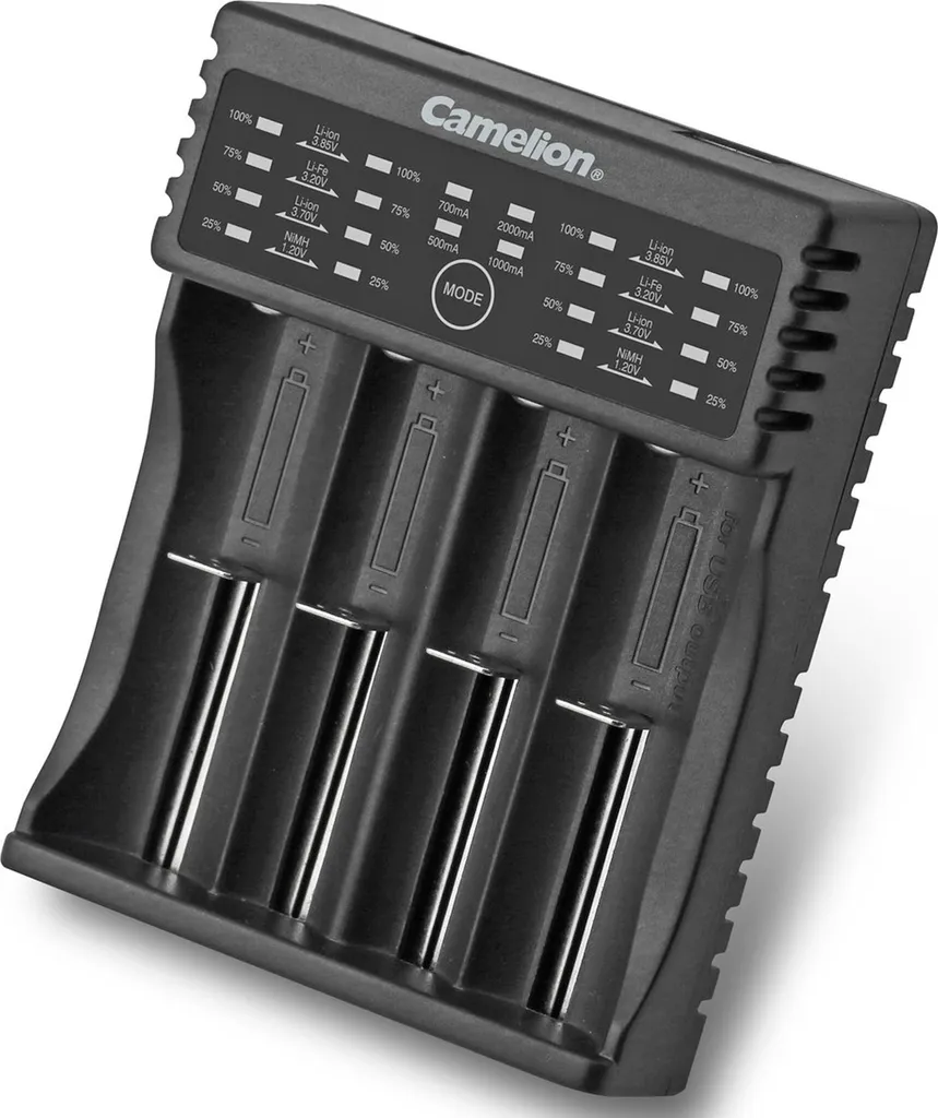 Chargeur de Batterie Intelligent : fini les piles incompatibles !