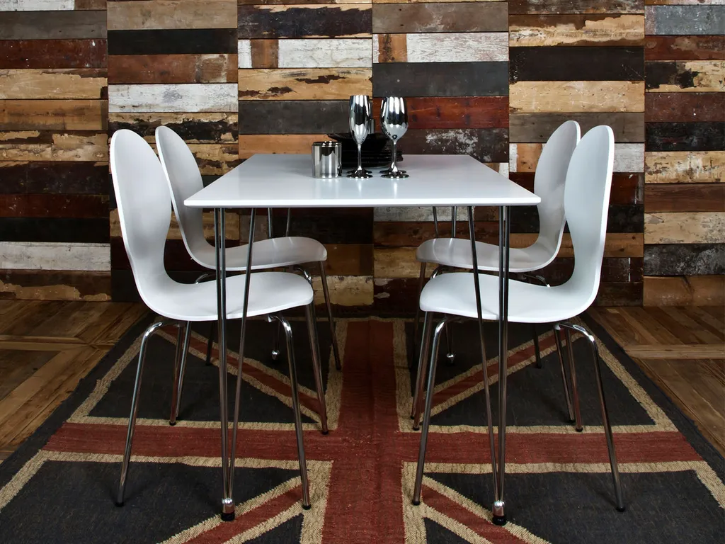 Chaise Gain de Place Blanche Marcus en MDF - Structure Empilable Durable - 3
