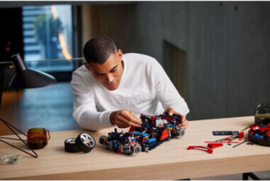 LEGO® Technic 42143 Ferrari Daytona SP3 Obrázok produktu 18