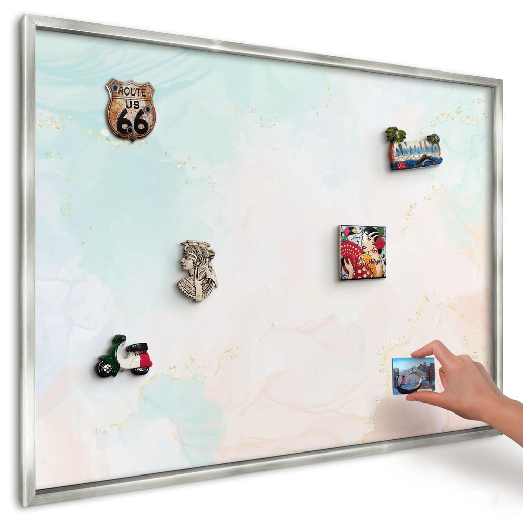Magnettafel 100x70 cm in einem silbernen Rahmen - Produktbild 