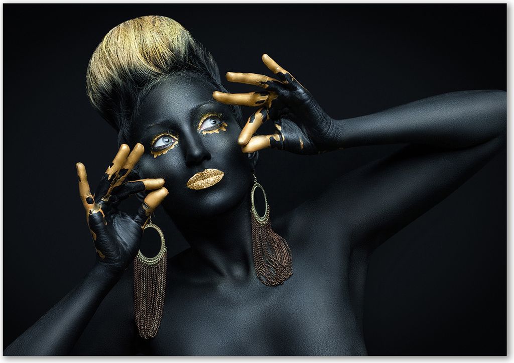 Tulup Leinwandbild - 100x70 cm - Wandkunst - Drucke auf Leinwand - Leinwanddruck - Menschen - Gold - Frau in Schwarz