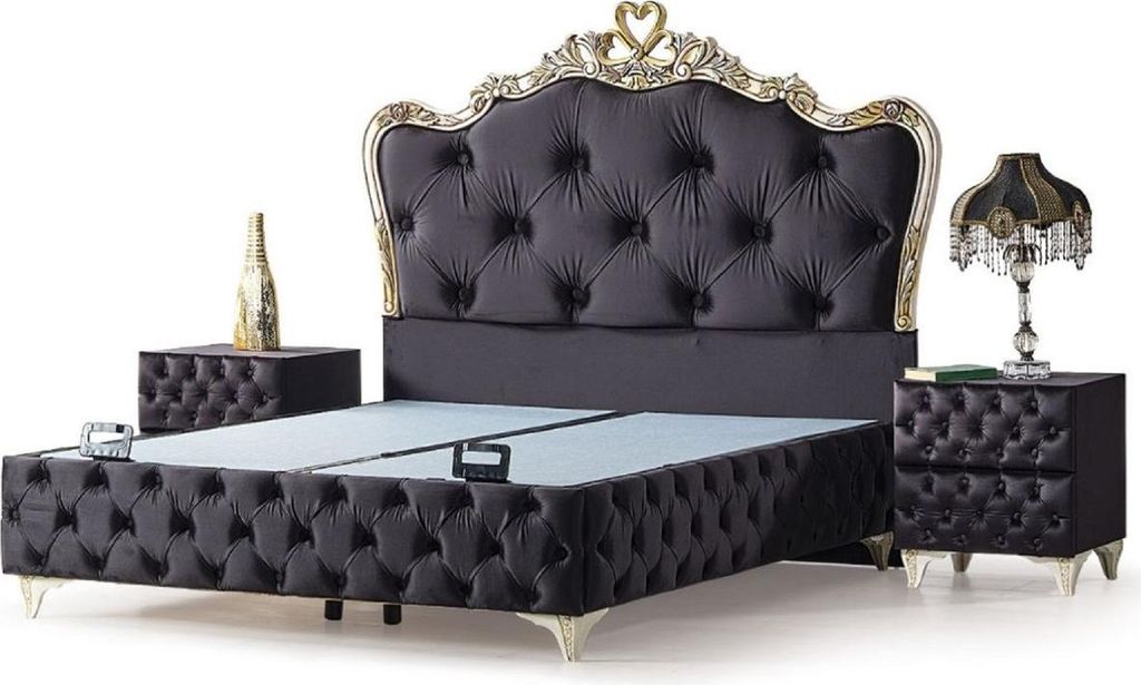 Casa Padrino Luxus Barock Schlafzimmer Möbel Set Schwarz / Cremefarben / Gold - Verschiedene Größen - 1 Barock Doppelbett & 2 Barock Nachtkommod...