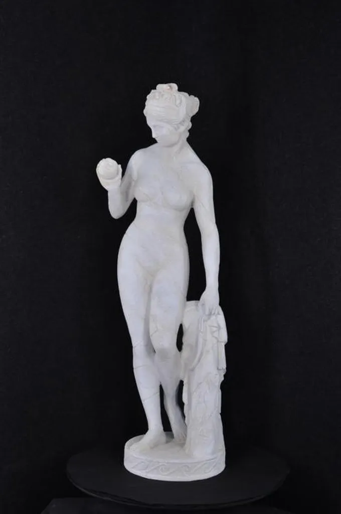 Décorez votre extérieur avec la Statue Eve à la pomme XXL PG0346