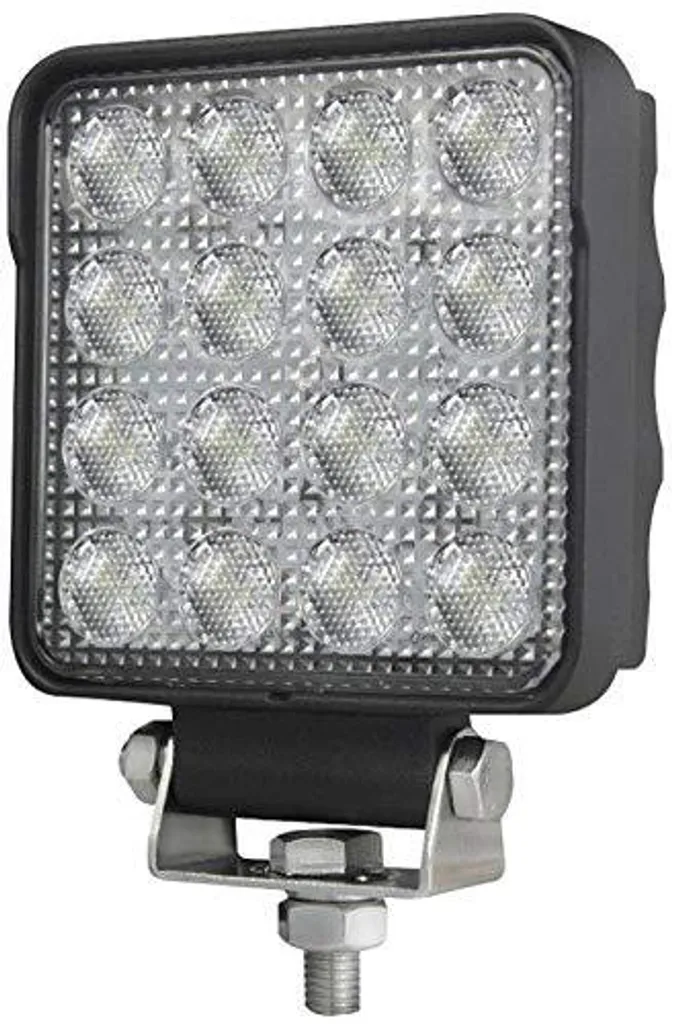 Phare de travail LED Hella S2500 robuste pour engins et agriculture