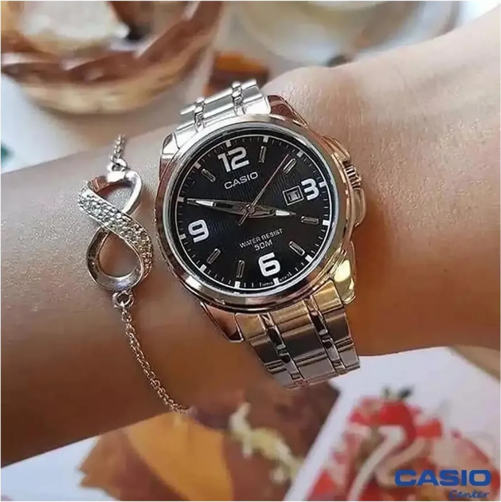 Orologio Digitale Casio TY162980 - Precisione Quarzo e Luce LED - 7