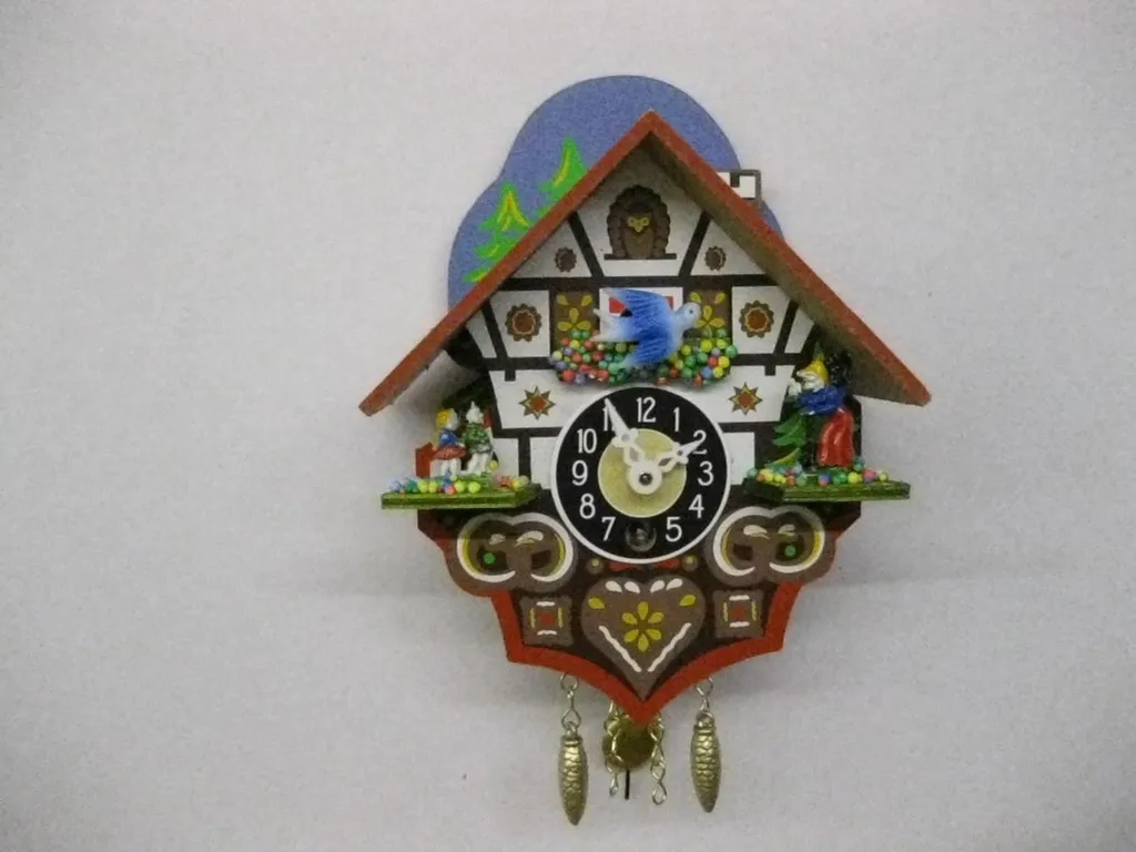 Petite Horloge à bascule 13 cm - Décoration murale chalet et rustique